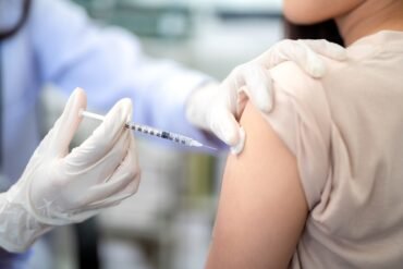 Μία δόση εμβολίου HPV εξίσου αποτελεσματική με δύο δόσεις